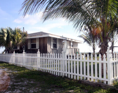 Lovely Two Bedroom Beachfront Cottage